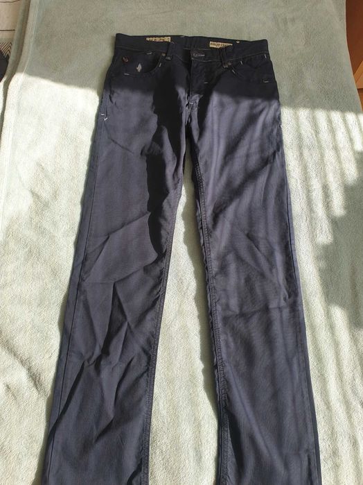 Дънки на известни марки