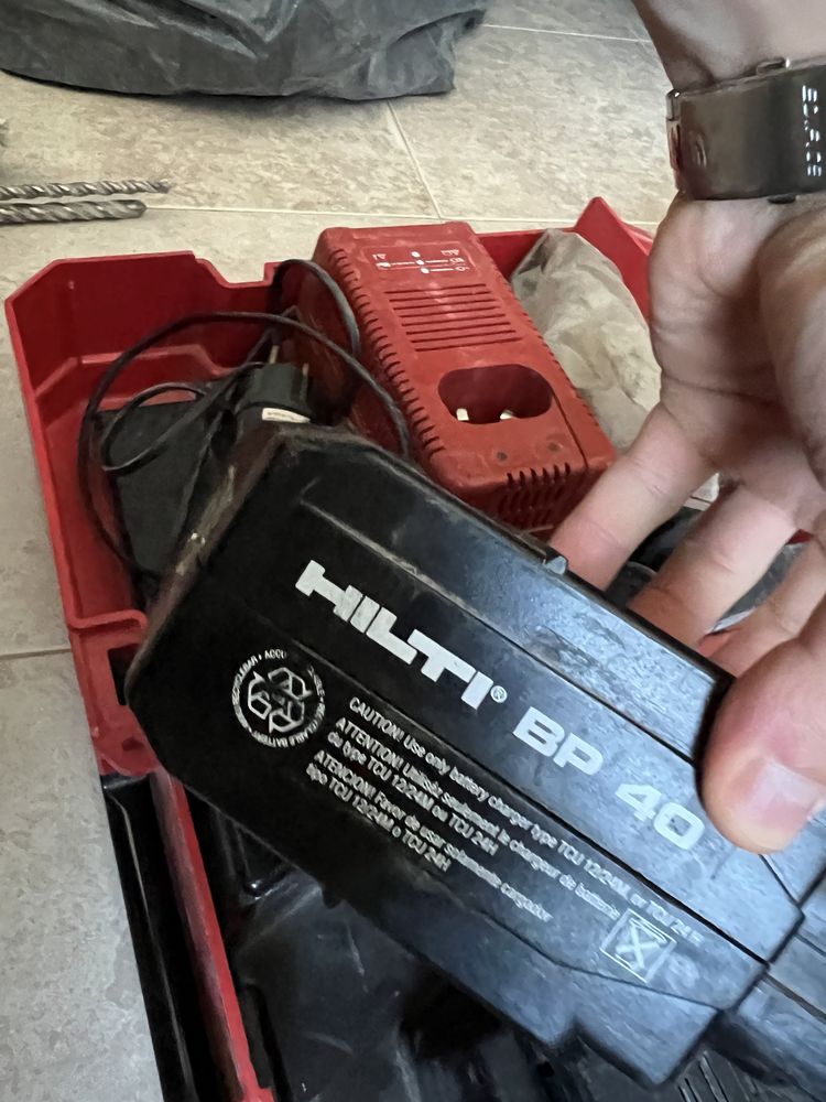 Перфоратор на батерии Hilti TE 5A