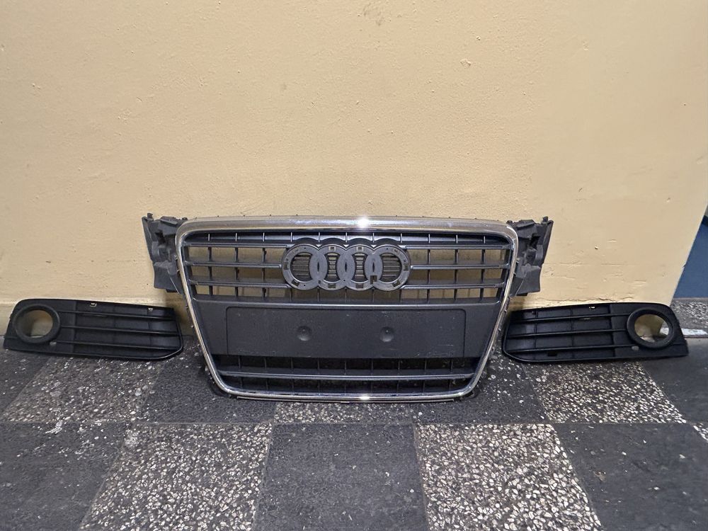 Предна решетка за Audi A4 B8