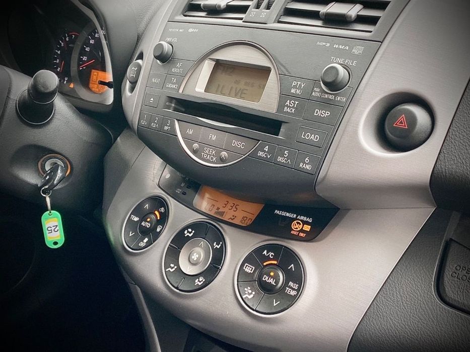 Тоиота рав 4 2008г.бензин автоматик