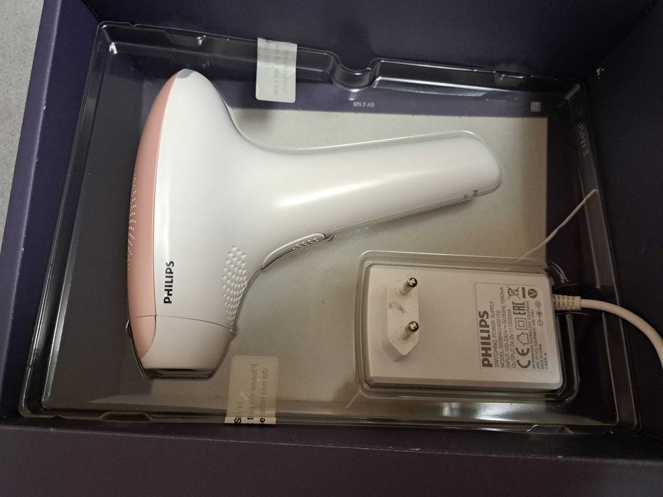 Epilator IPL Philips Lumea Essential SC1991 - ca nou