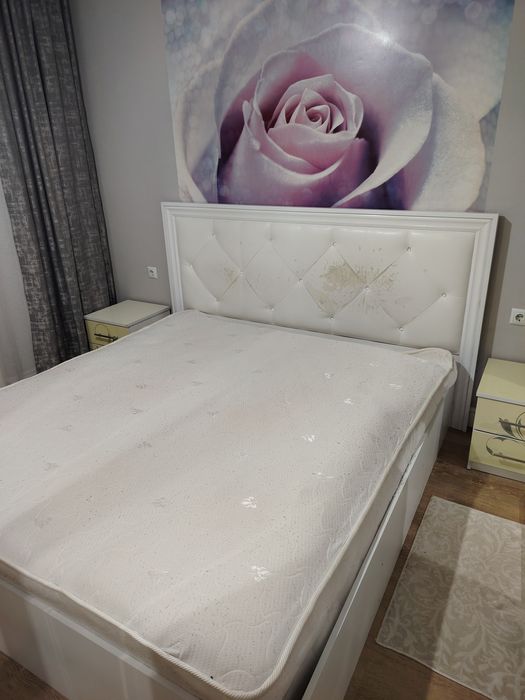 Продам кровать с матрасом