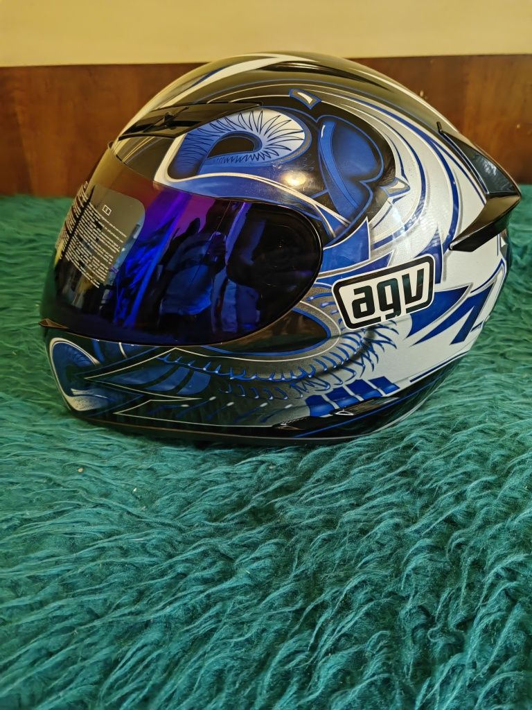 Каска AGV размер Л