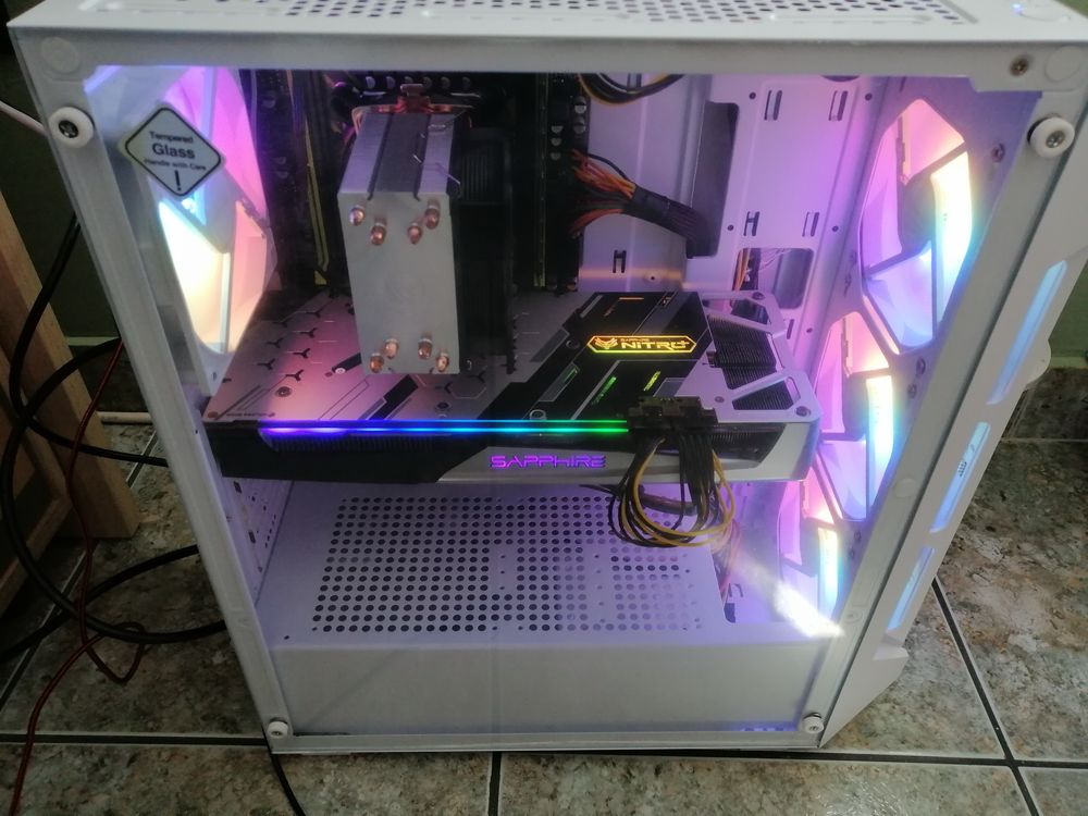 Гейминг компютър/xeon 2650v4,rx5600xt,16ram