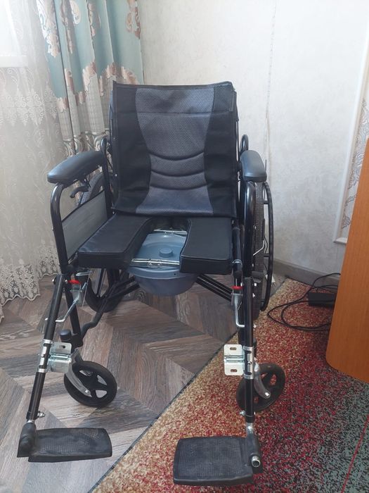 Инвалидная коляска