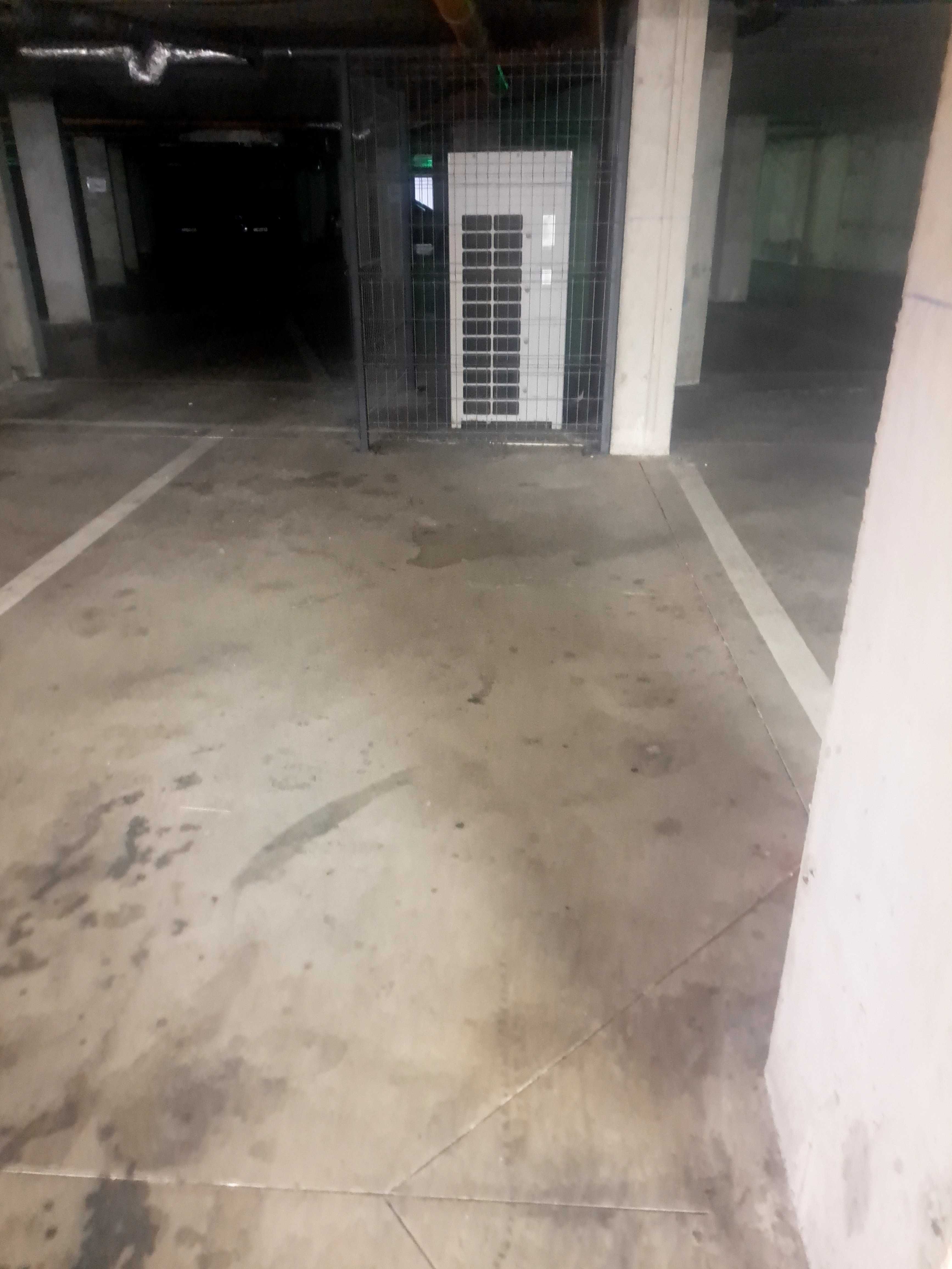PF DAU IN CHIRIE Loc de Parcare in garaj Subteran
