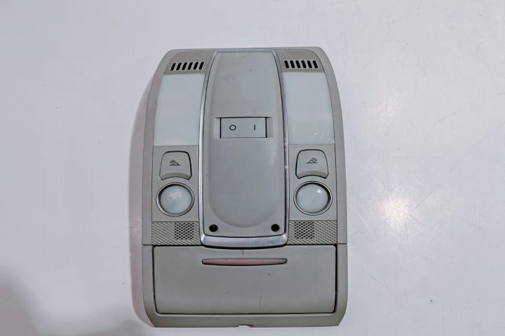 Plafoniera  4F0947135BP Audi A6 4F/C6