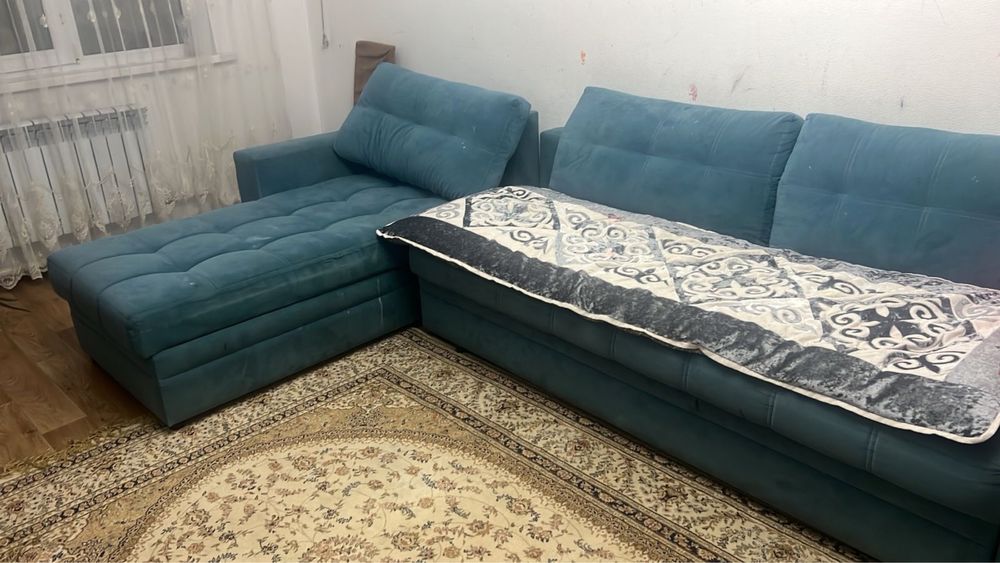 Продам диван за символическую сумму