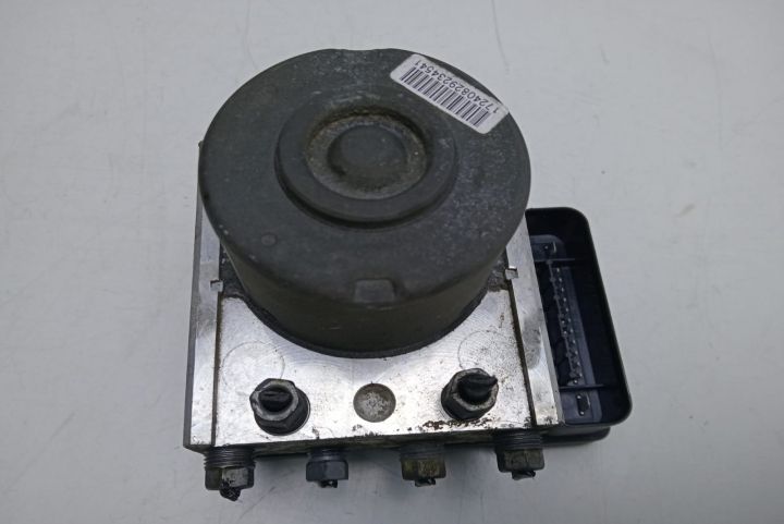 Pompa ABS  3M51-2m110-CA Ford Focus a 2-a generatie