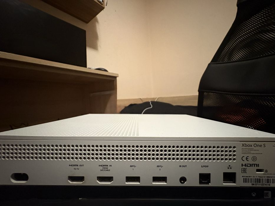 Игрална Конзола Xbox One S