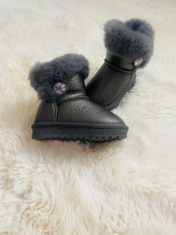 UGG fetite marimea 20