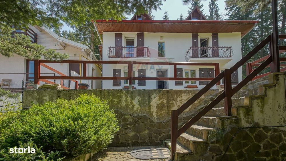 Vila cu potential turistic in Predeal privelisti si liniste montana