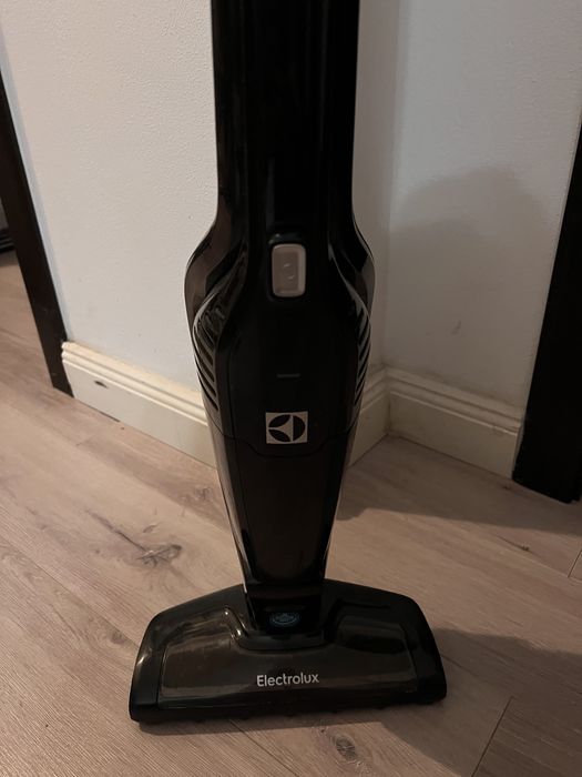 Aspirator 2 in 1 fara fir Electrolux