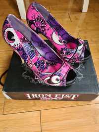 Обувки с висок ток Iron Fist