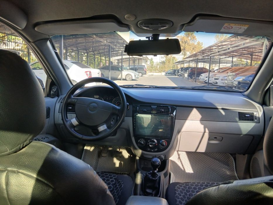 Жентра механика сотилади