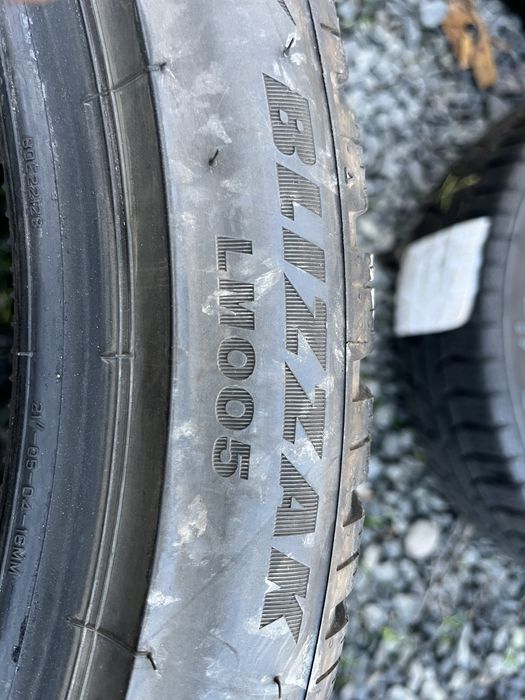 255/40/21 Bridgestone