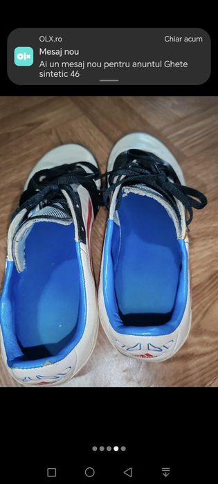 Ghete fotbal Adidas ,iarbă, mărimea 38