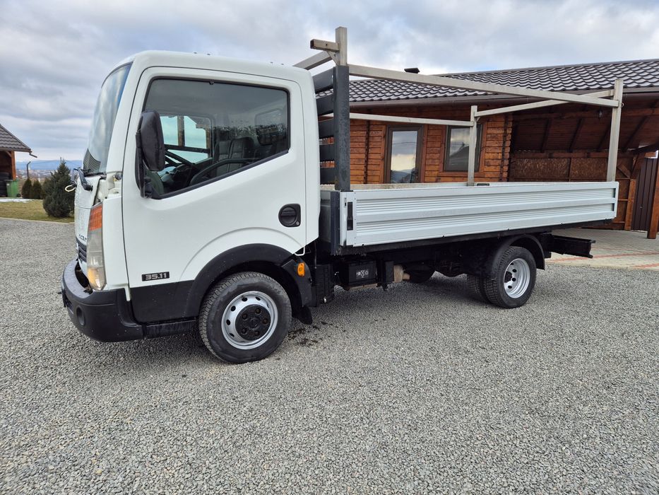 Nissan Cabstar 3.5 t cat B