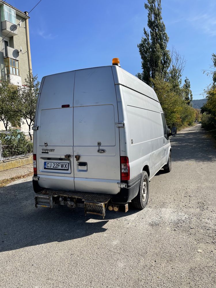 Vand ford transit sau schimb cu ATV