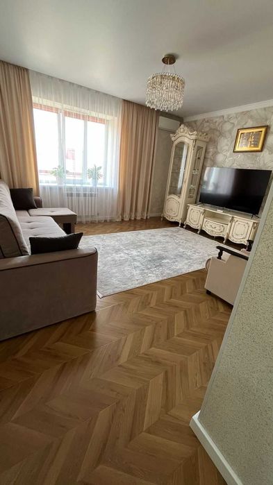 Продам классную 2х комнатную квартиру в новом ЖК