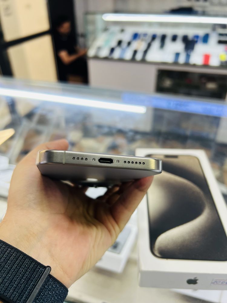 iPhone 15 Pro Max 256 gb 98%