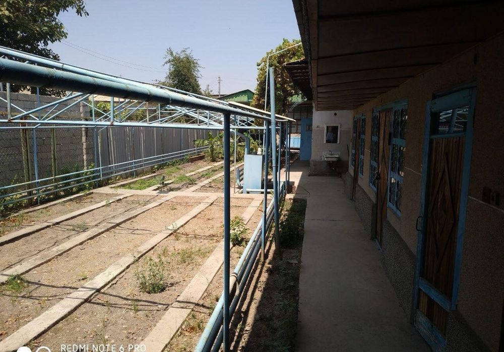 Uy sotiladi ozimizaniki uchaska maklermasman