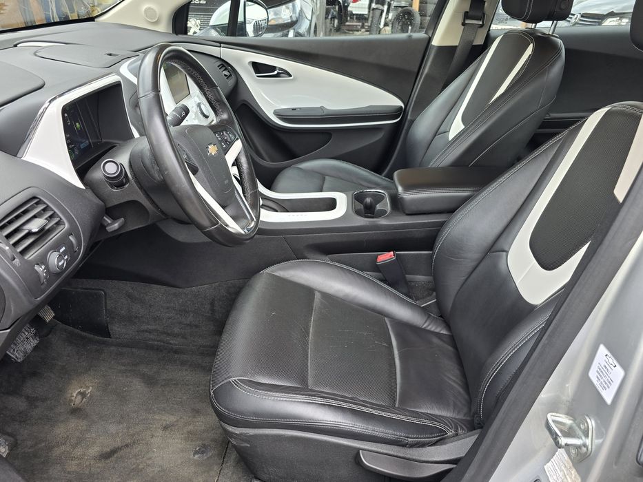 Chevrolet Volt Premier/ Plug-In Хибрид/Лизинг