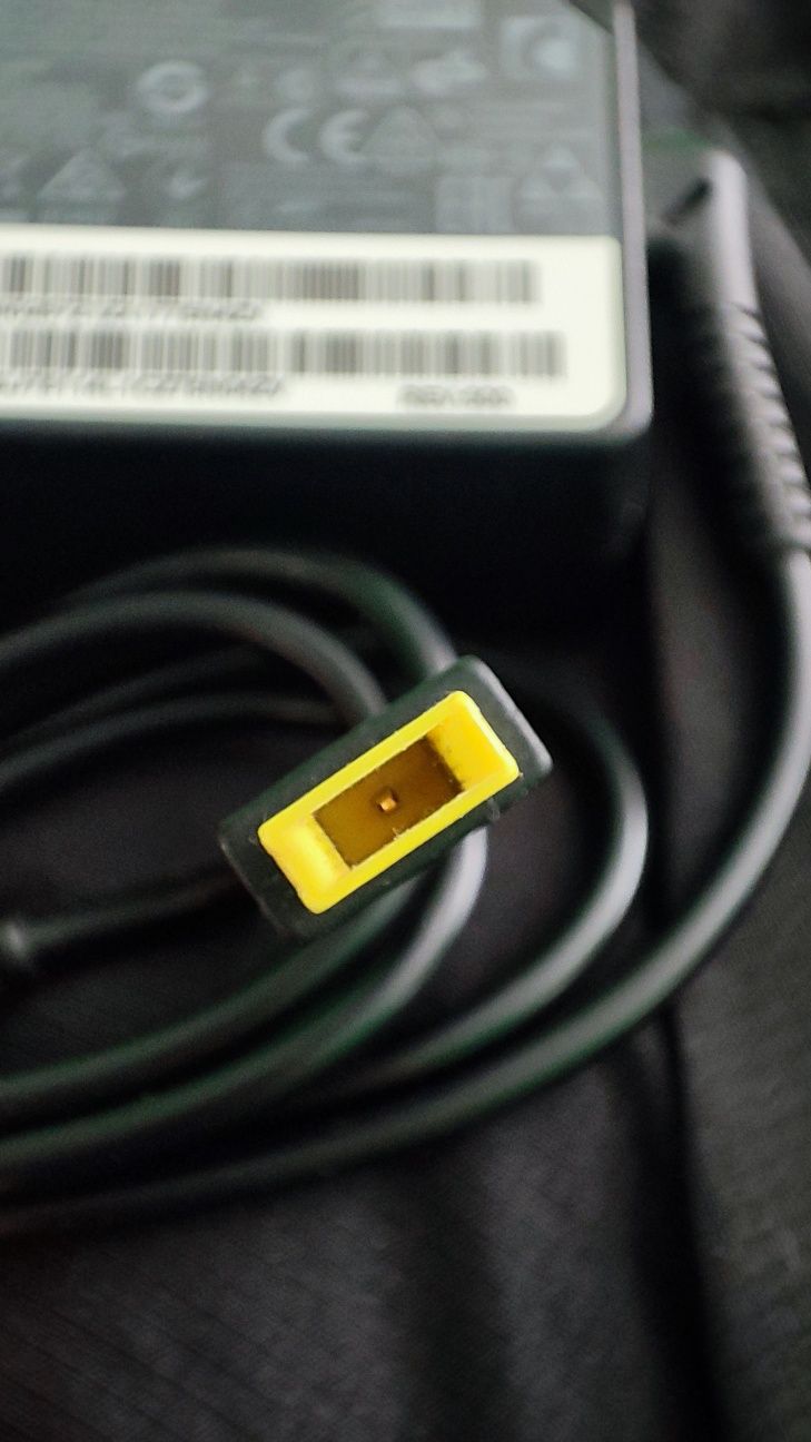 Зарядно за лаптоп Lenovo 65W