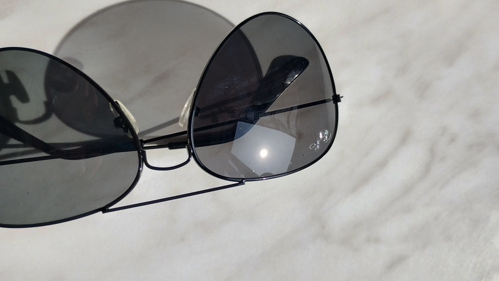 Ochelari Ray ban și Leica