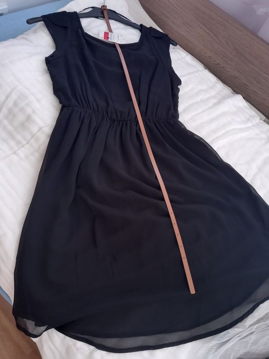 Rochita neagra din voal C&A,noua,38