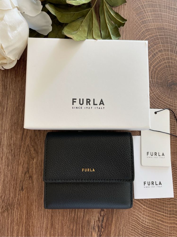 Дамско портмоне Furla