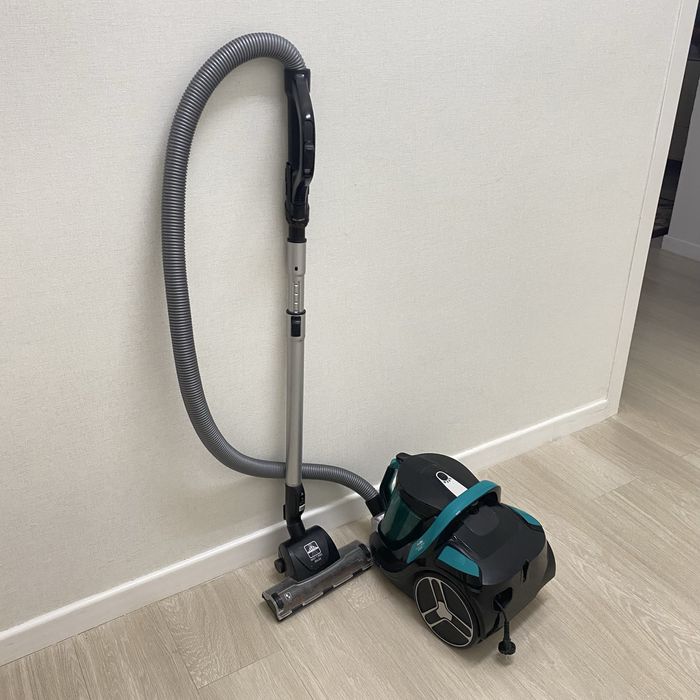 Пылесос Tefal Silence Force Cyclonic TW7272EA