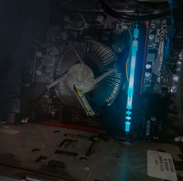 Kit gaming i5 10400f,mbo,ram,cooler