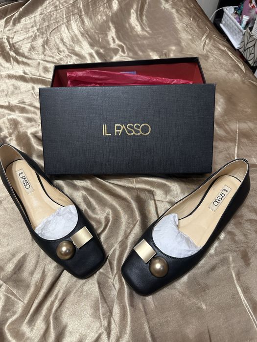 Pantofi din piele, in stare perfecta