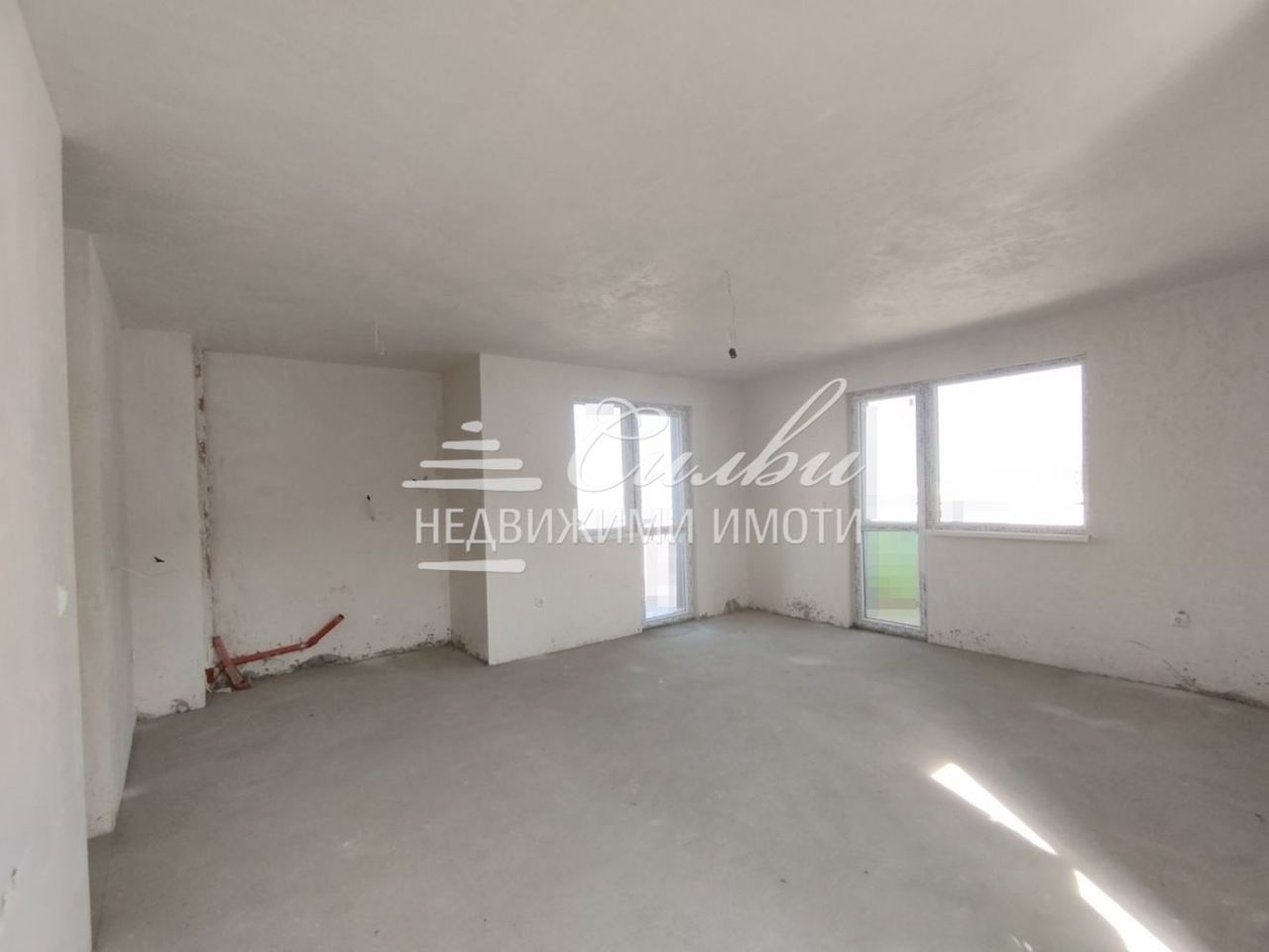Продава се Тристаен апартамент в Шумен, Дивизионна болница - 135 кв.м за 1038 €/кв.м - Снимка #1