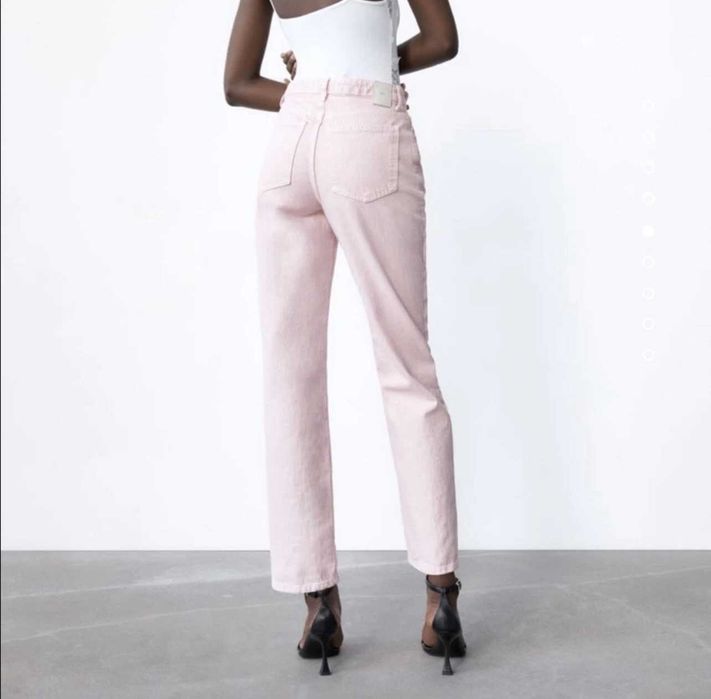 FLASH SALE! Zara Super High Waist Straight Leg Jean