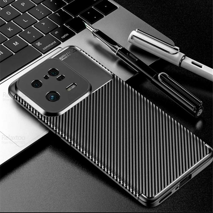 Husa Premium antisoc model Carbon pt Xiaomi 13 5G , Xiaomi 13 Pro 5G