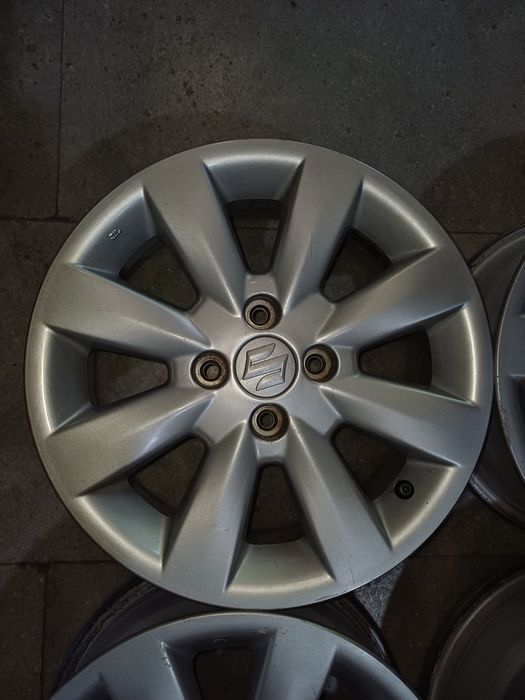 Джанти 15 Сузуки