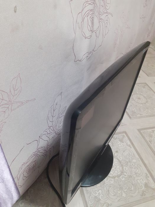 Продам монитор Samsung 48 диагональ