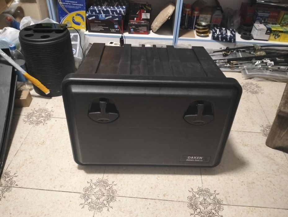 Ящик инструментальный DAKEN на Газель и грузовые