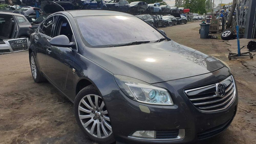Dezmembrez Opel Insignia 2.0 D an 2010 cod motor A20DTH