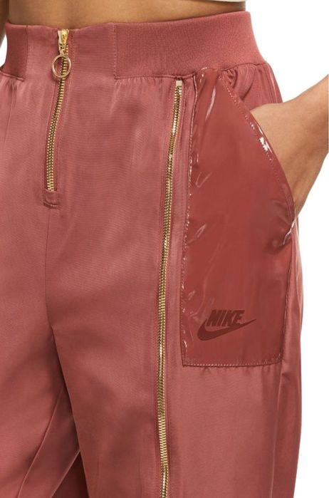 Панталон анцунг nike icon clash