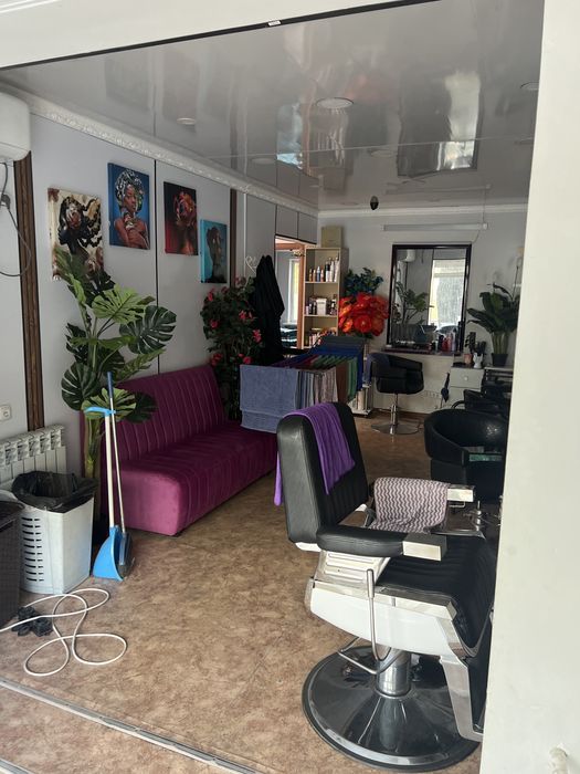 Продам действующий бизнес , салон красоты