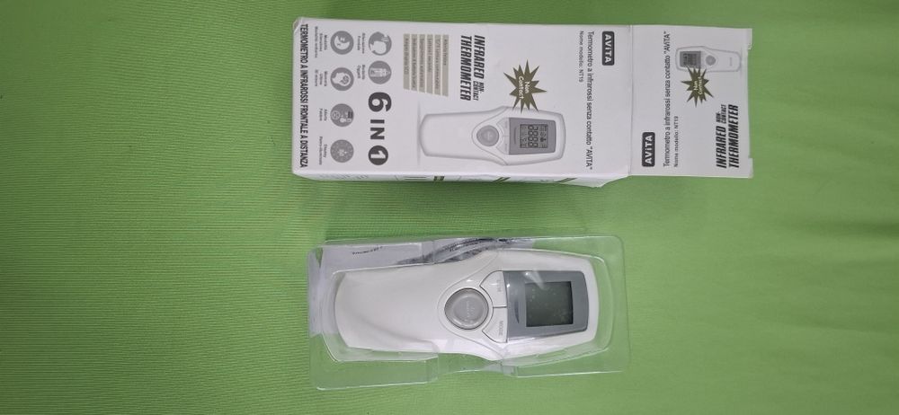 Безконтактен инфрачервен термометър