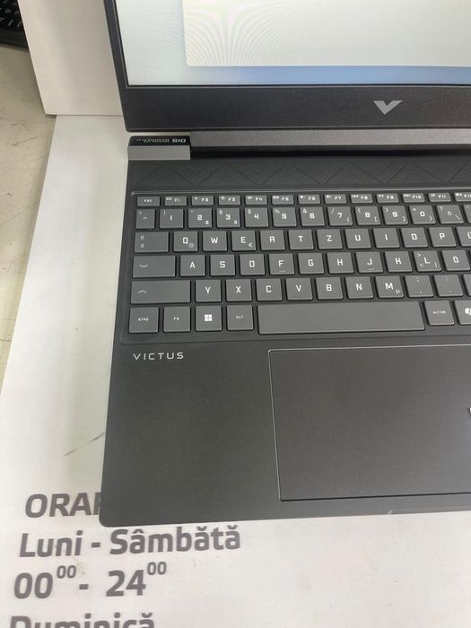 Laptop Gaming HP Victus 15-fb3271ng, Ryzen 7, SSD 1TB,RTX 4060 -A-