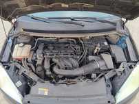 Vând Ford Focus 1.6 Benzina