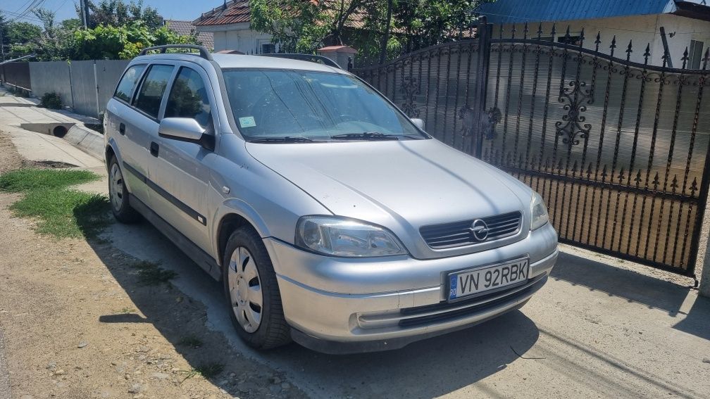 Opel Astra 1.2i UNIC Proprietar Stare foarte buna!