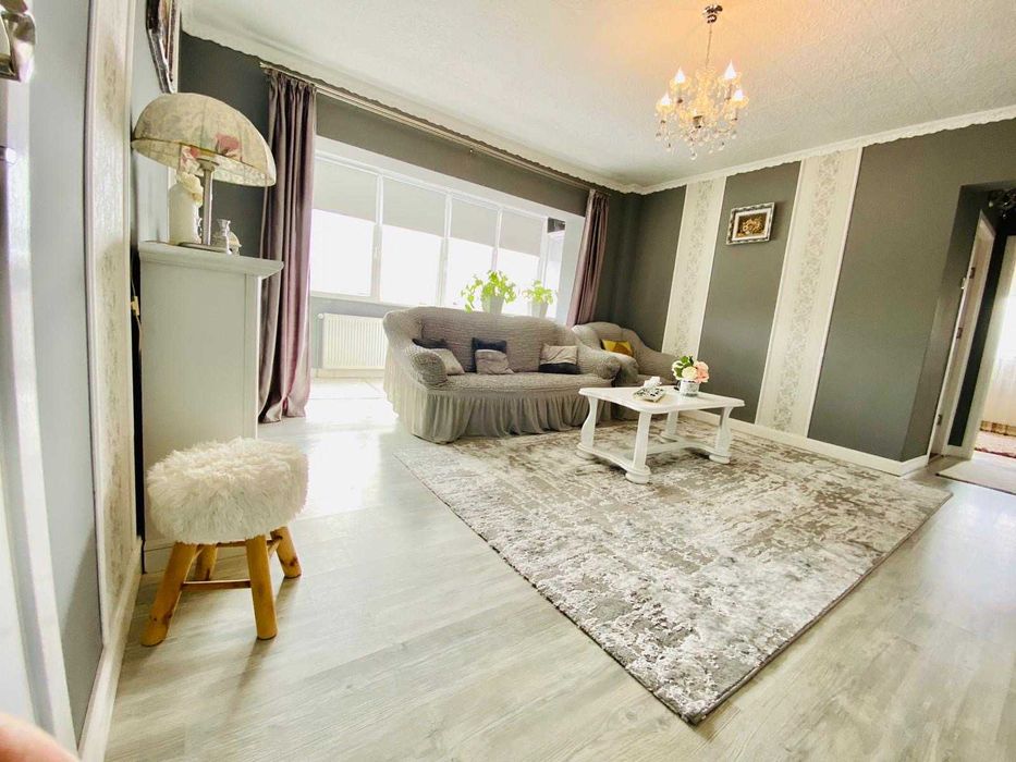 Apartament de inchiriat
