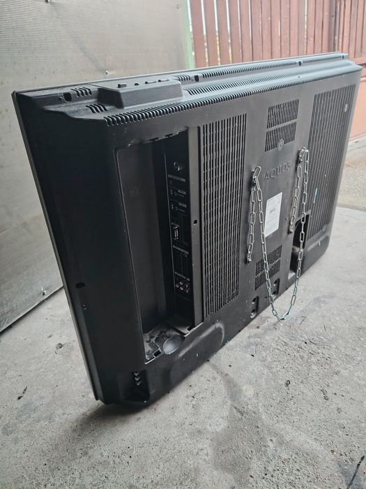 Televizor plasma sharp