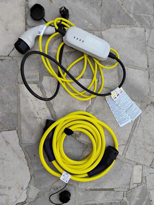 Кабели за електрически автомобил